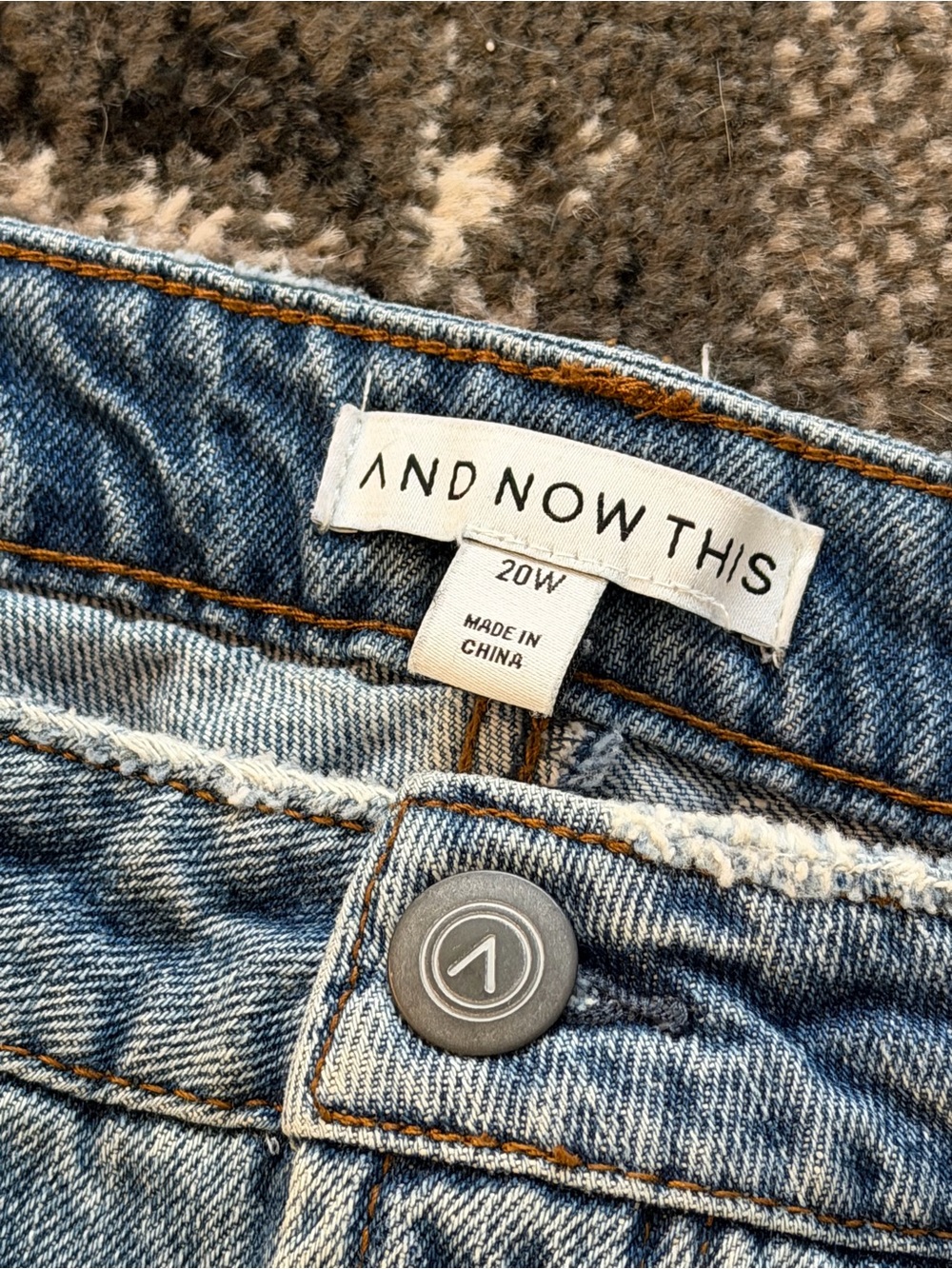And Now This baggy jeans - Picture 4 of 6